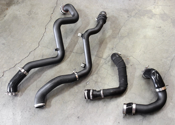 HPS インタークーラーパイプ Ford Focus RS 2.3L Turbo 2016-2018用