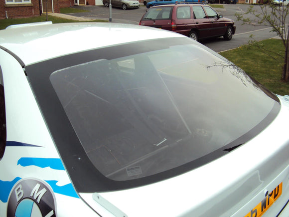 ポリカーボネート リアウインドウ｜BMW E36 3 Series - Compact（1993〜2004年）