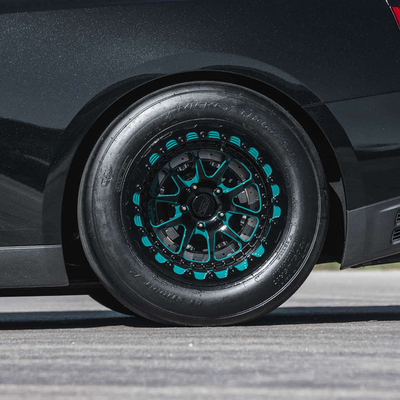 T1 Race Development GT1R 17×11 リア ドラッグパック（Belak ホイール＋Hoosier タイヤ R35 GT-R）