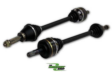 参考画像：86 / BRZ / FR-S用800HP仕様のリアドライブシャフト左右。販売商品はPro-Levelハブキットです。写真に専用ハブ・キット付属品は写っていません。 左右の長さ・形状や写真の部品点数は、販売商品の左右構成・販売単位・同梱数を示しません。