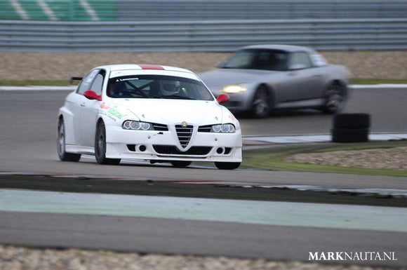 ポリカーボネート フロントウインドスクリーン｜Alfa Romeo 156