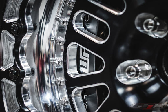 T1 Race Development GT1R 17×10 フロント ドラッグパック（Belak ホイール＋WP Pro Brakes スモールブレーキ / R35 GT-R）